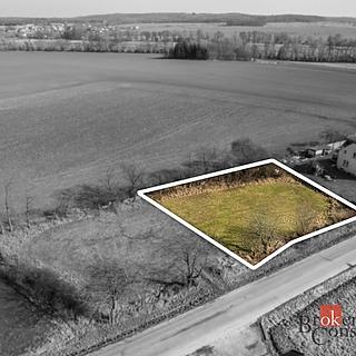 Prodej stavební parcely 945 m² Boharyně