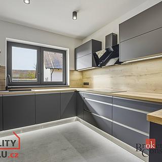 Prodej rodinného domu 123 m&sup2; Bezděkov