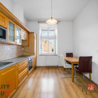Pronájem bytu 2+1 65 m² Plzeň