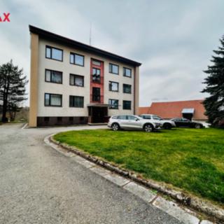 Prodej bytu 3+1 72 m² Nový Hrádek, Sokolská