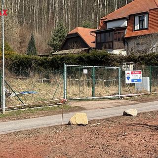 Prodej stavební parcely 1 868 m² Hronov, Mikoláše Alše