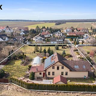 Prodej rodinného domu 283 m² Býšť