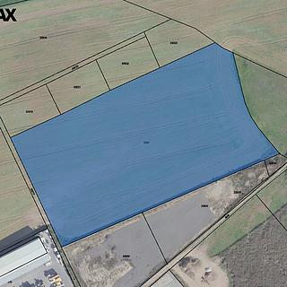 Prodej komerčního pozemku 19715 m&sup2; Úvaly