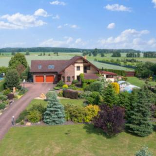 Prodej rodinného domu 283 m² Býšť