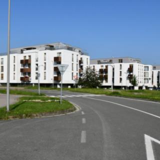 Pronájem parkovacího místa 12 m² Hradec Králové