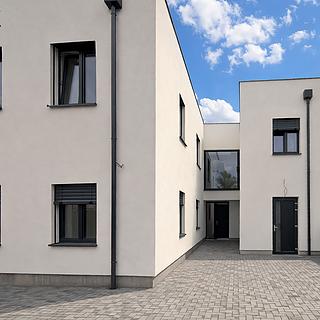 Pronájem bytu 1+kk a garsoniéry 30 m² Hradec Králové Pražské Předměstí, Blažíčkovo náměstí