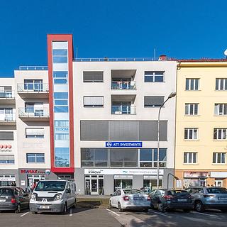 Pronájem kanceláře 92 m² Hradec Králové