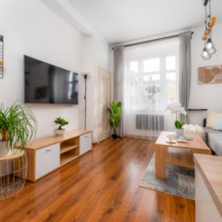 Pronájem bytu 2+kk 51 m² Hradec Králové Kukleny, Denisovo náměstí