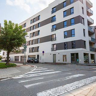 Pronájem bytu 1+kk, garsoniery 37 m² Hradec Králové