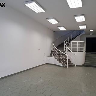 Pronájem obchodu 200 m² Lanškroun Lanškroun-Vnitřní Město, nám. J. M. Marků