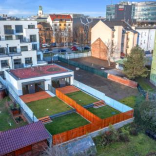 Prodej bytu 2+kk 203 m² Hradec Králové Pražské Předměstí, Gočárova třída