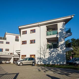 Pronájem bytu 1+kk, garsoniery, 55m²