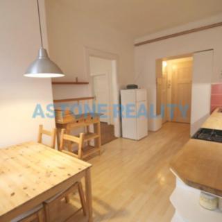 Pronájem bytu 3+1 85 m² Praha, Čáslavská
