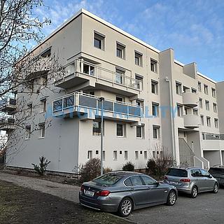 Prodej bytu 3+kk 93 m² Praha Hlubočepy, Kříženeckého náměstí
