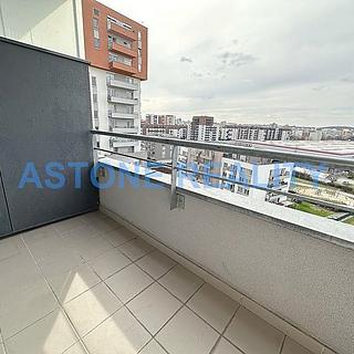 Pronájem bytu 1+kk, garsoniery 34 m&sup2; Praha
