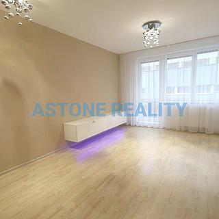 Pronájem bytu 2+kk 50 m² Praha Hostavice, U Hostavického potoka