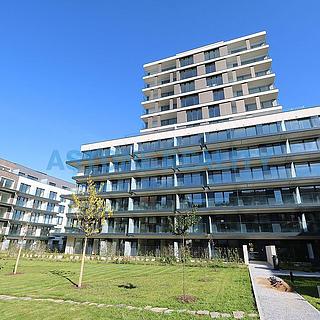 Pronájem bytu 1+kk, garsoniery 43 m&sup2; Praha