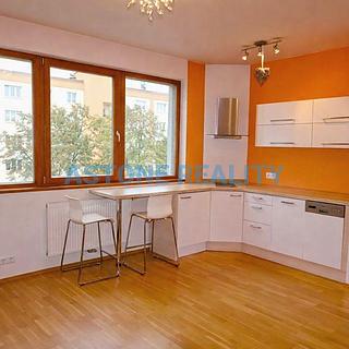Pronájem bytu 1+kk a garsoniéry 30 m² Praha Břevnov, Brunclíkova