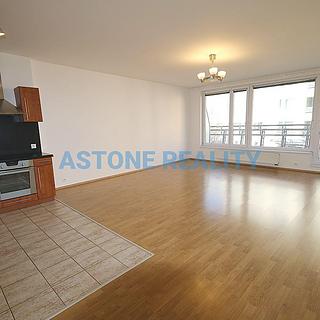 Pronájem bytu 3+kk 96 m² Praha