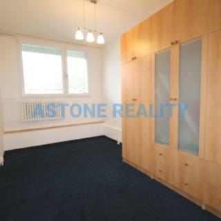 Pronájem bytu 2+kk 40 m² Praha