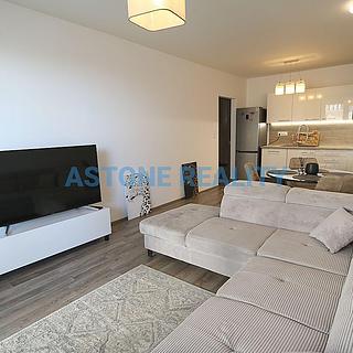 Prodej bytu 2+kk 121 m² Praha