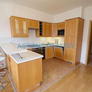 Pronájem bytu 3+kk 88 m&sup2; Praha