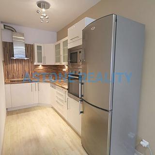 Pronájem bytu 2+kk 50 m&sup2; Praha