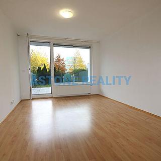 Pronájem bytu 1+kk, garsoniery 30 m² Praha
