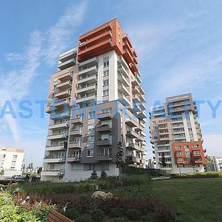 Pronájem bytu 1+kk a garsoniéry 34 m² Praha Letňany, Hlučkova