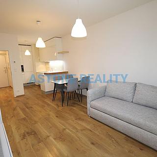 Pronájem bytu 2+kk 51 m&sup2; Praha