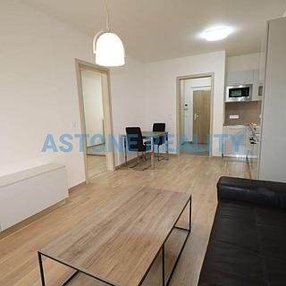 Pronájem bytu 2+kk 52 m&sup2; Praha