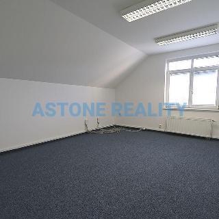 Pronájem kanceláře 158 m² Praha