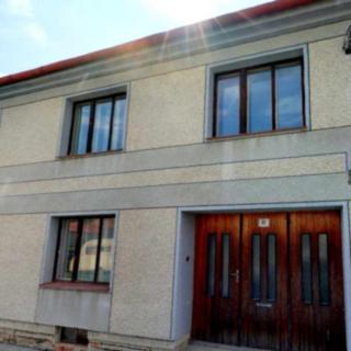 Prodej činžovního domu 120 m² Želeč
