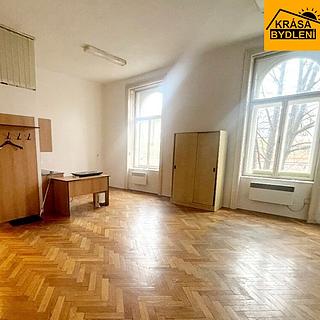 Pronájem bytu 1+kk, garsoniery 38 m&sup2; Olomouc
