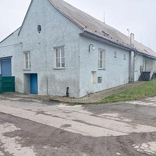 Pronájem skladu 500 m² Haňovice