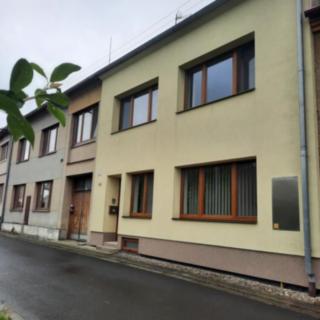 Prodej rodinného domu 295 m² Velký Týnec