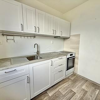 Pronájem bytu 1+1 40 m² Havlíčkův Brod, Na Výšině