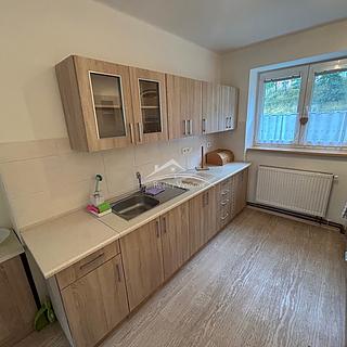 Pronájem bytu 2+1 55 m² Havlíčkův Brod, Trocnovská