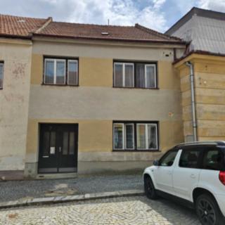 Prodej dvougeneračního domu 160 m² Jemnice, Havlíčkovo náměstí