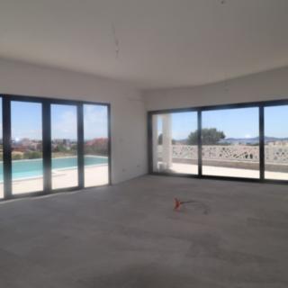 Prodej rodinného domu, 194m²