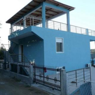 Prodej rodinného domu, 189m²