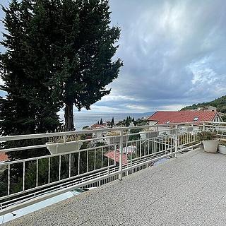 Prodej rodinného domu, 250m²