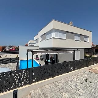 Prodej rodinného domu, 102m²