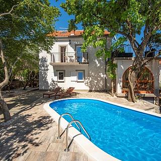 Prodej rodinného domu, 250m²