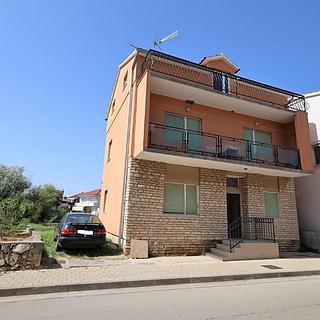 Prodej rodinného domu, 174m²