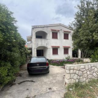 Prodej rodinného domu, 127m²