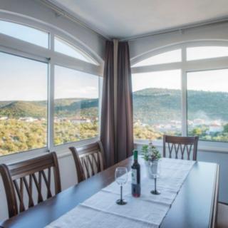 Prodej rodinného domu, 184m²