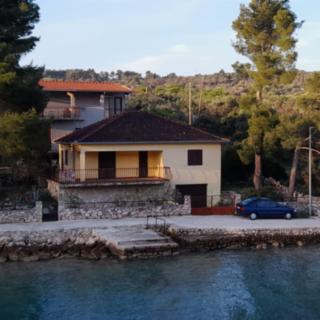 Prodej rodinného domu, 158m²