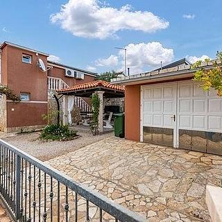 Prodej rodinného domu, 145m²