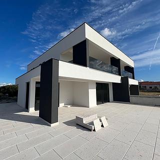 Prodej rodinného domu, 230m²